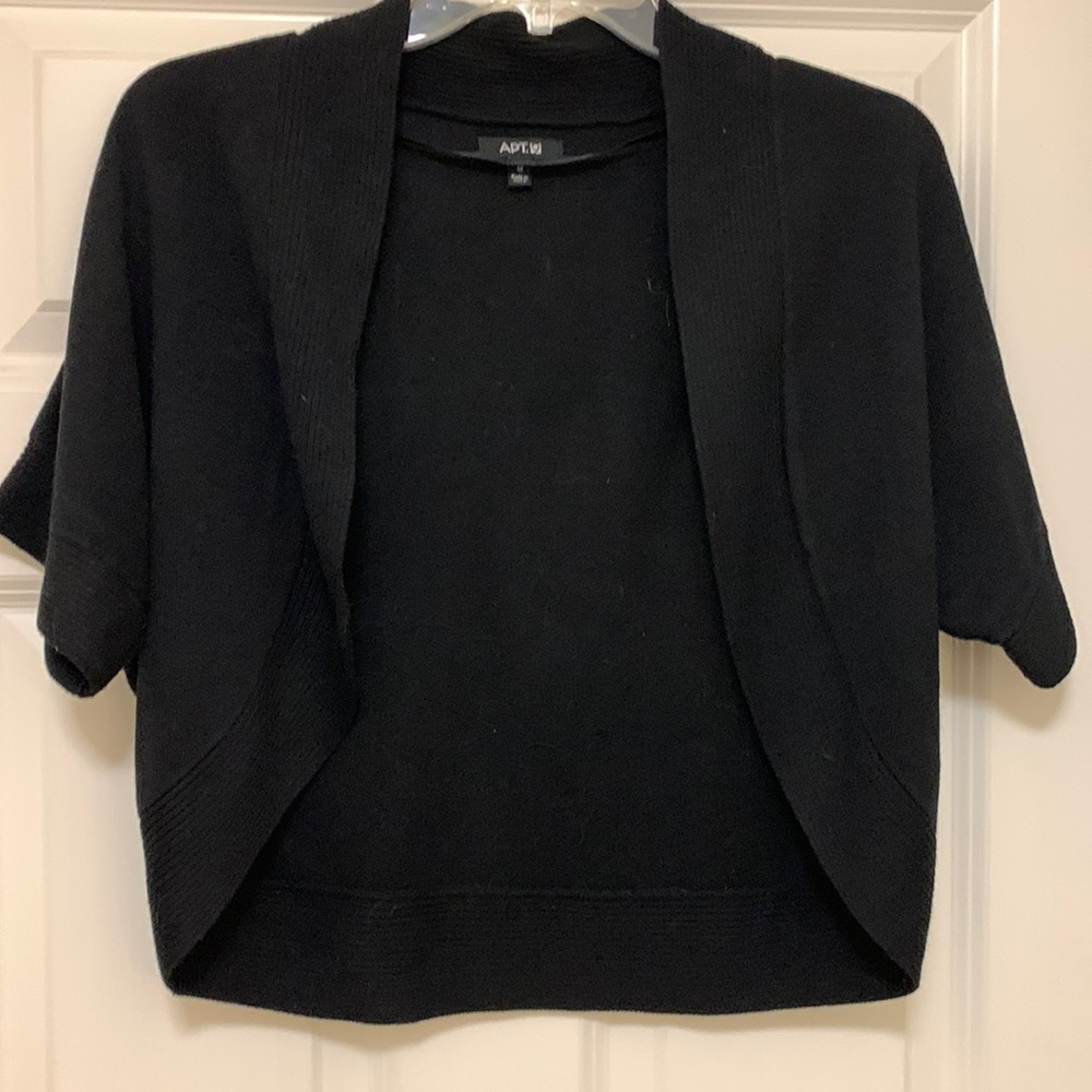 NWOT Apt.9 Black Cardigan/Shrug. Size M